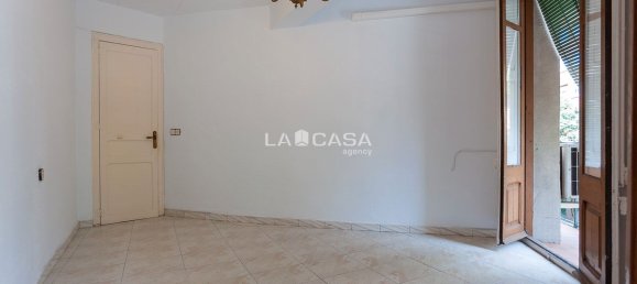 Apartamento de 3 dormitorios en Eixample, Spain No. 174380 8