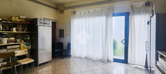 Коммерческая недвижимость с 4 комнатами в Геди, Италия № 169386 29