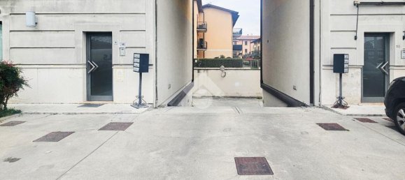 Коммерческая недвижимость с 4 комнатами в Геди, Италия № 169386 33