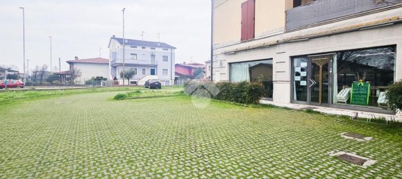 Коммерческая недвижимость с 4 комнатами в Геди, Италия № 169386 41