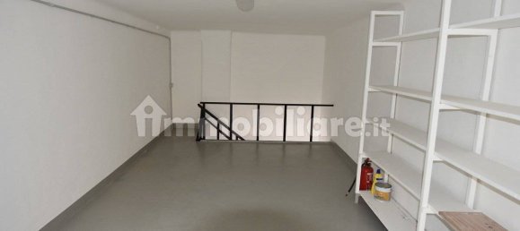 2غرفة عقار تجاري في Genoa, Italy رقم 329989 4