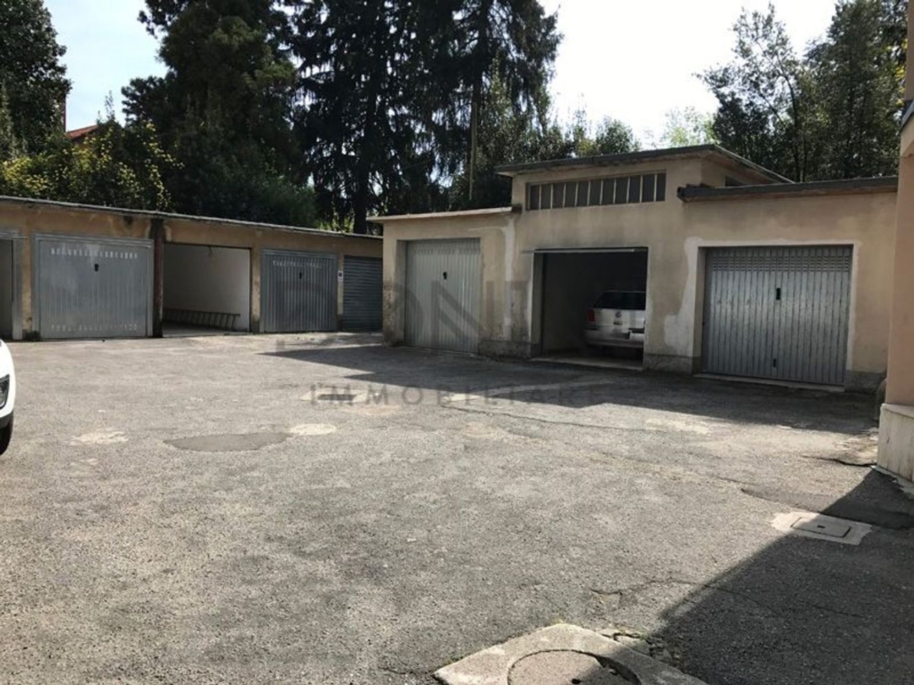 Garagem em Tradate, Italy 16 m² N.º 16838