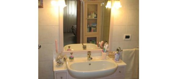 2 bedrooms Apartment in Monterenzio, Italy No. 253431 3