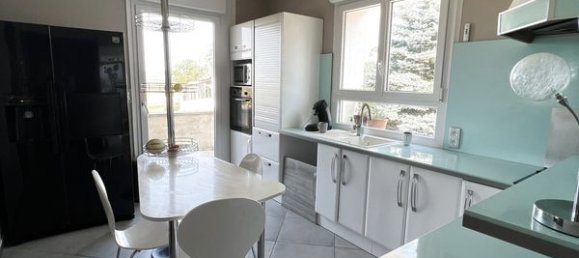 5 bedrooms House in Choiseul, France No. 261714 8