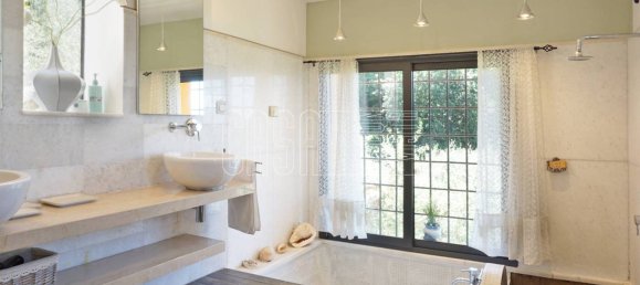 5 bedrooms Villa in Castelnuovo Magra, Italy No. 268258 38