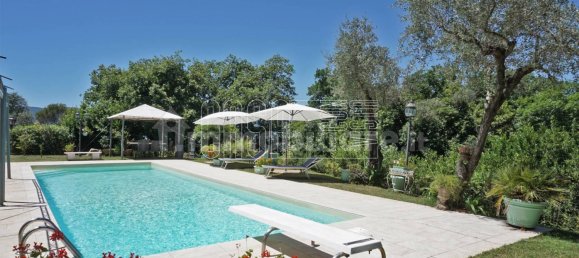 5 bedrooms Villa in Castelnuovo Magra, Italy No. 268258 8