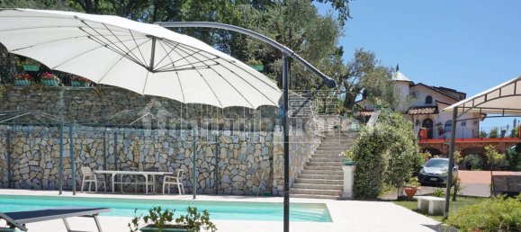 5 bedrooms Villa in Castelnuovo Magra, Italy No. 268258 10
