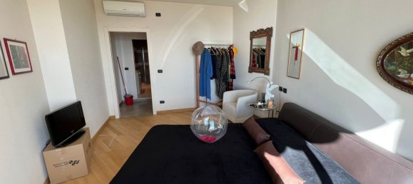 3-salle Appartement à Ospedaletti, Italy No. 118023 10