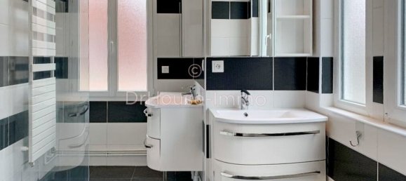 5 bedrooms House in Chauny, France No. 254981 2