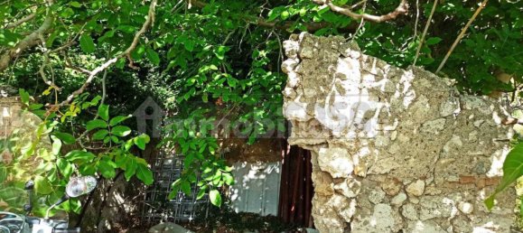 Дом с 2 комнатами в Мессина, Италия № 285985 15