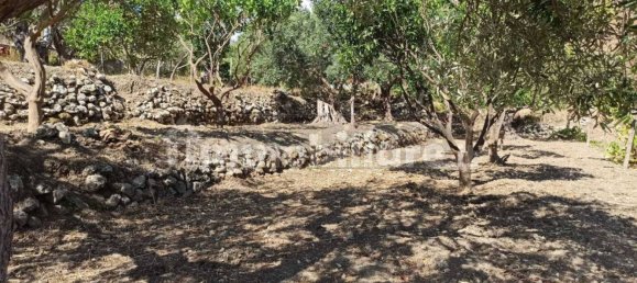 Дом с 2 комнатами в Мессина, Италия № 285985 13