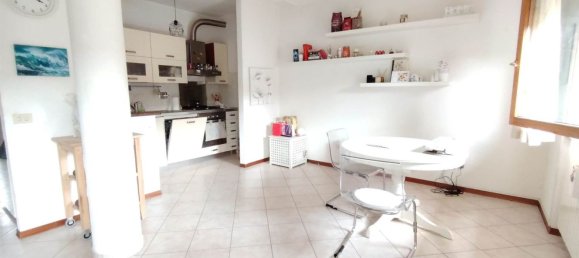 3 rooms Apartment in Siena, Italy No. 226205 6