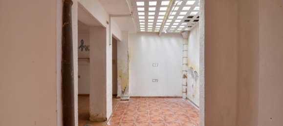 205m² Building in Granada, Spain No. 172070 12