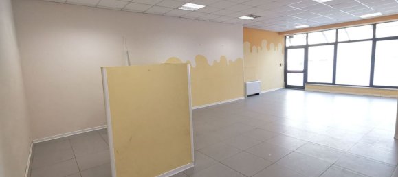 عقار تجاري في Turin, Italy 420متر مربع رقم 79011 7