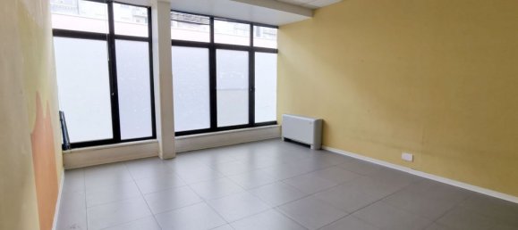 عقار تجاري في Turin, Italy 420متر مربع رقم 79011 10