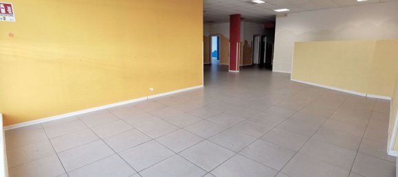 عقار تجاري في Turin, Italy 420متر مربع رقم 79011 5