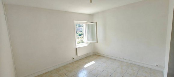 1 bedroom Apartment in Septemes-les-Vallons, France No. 332659 5