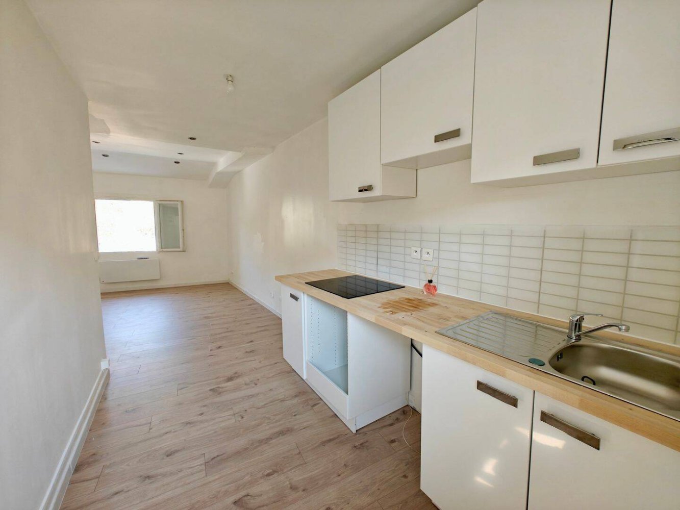 1 bedroom Apartment in Septemes-les-Vallons, France No. 332659