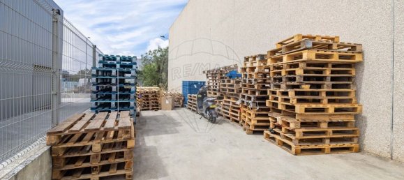 625m² Warehouse in Seixal, Portugal No. 91329 11
