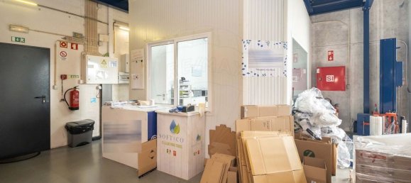 625m² Warehouse in Seixal, Portugal No. 91329 46