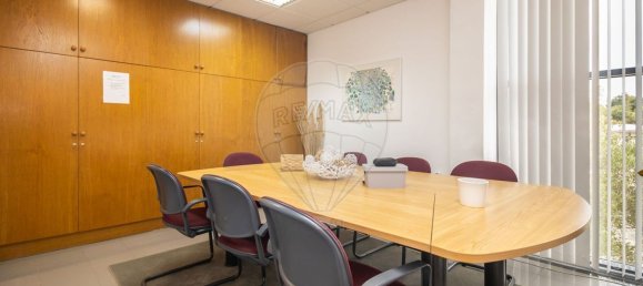 625m² Warehouse in Seixal, Portugal No. 91329 12