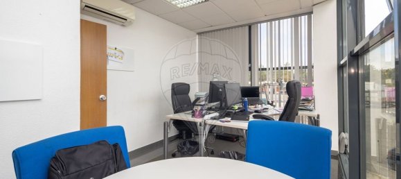 625m² Warehouse in Seixal, Portugal No. 91329 36