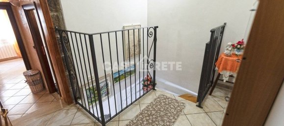 3 bedrooms Apartment in Viterbo, Italy No. 277082 11