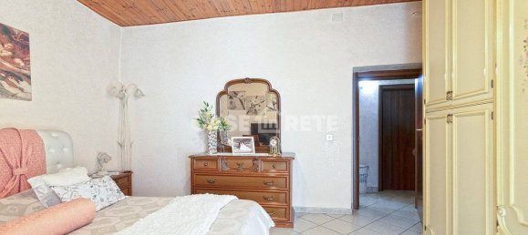 3 bedrooms Apartment in Viterbo, Italy No. 277082 20