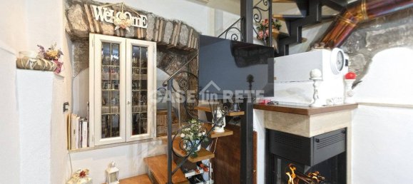 3 bedrooms Apartment in Viterbo, Italy No. 277082 7