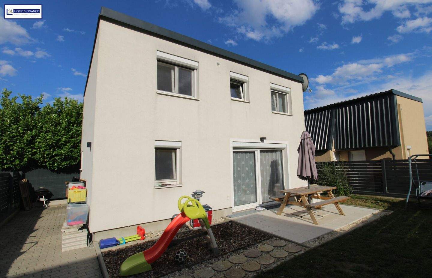 Дом с 3 комнатами в Штоккерау, Австрия № 218540