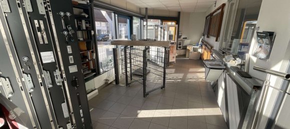 Gewerbliche Immobilie in Zollernalbkreis, Germany 829m², Nr. 39705 9