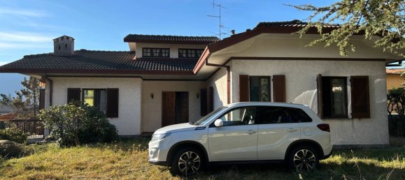 Casa de 5 divisões em Cittiglio, Italy N.º 235016 2