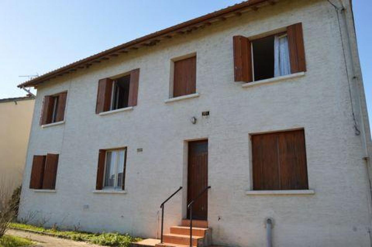 4 bedrooms House in Casteljaloux, France No. 6939