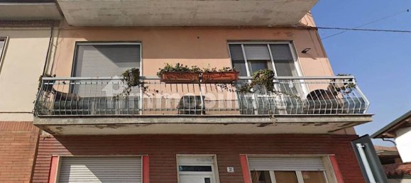 2 bedrooms Apartment in Sannazzaro de' Burgondi, Italy No. 129664 2