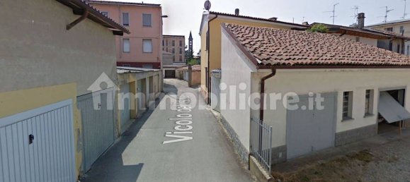 2 bedrooms Apartment in Sannazzaro de' Burgondi, Italy No. 129664 5