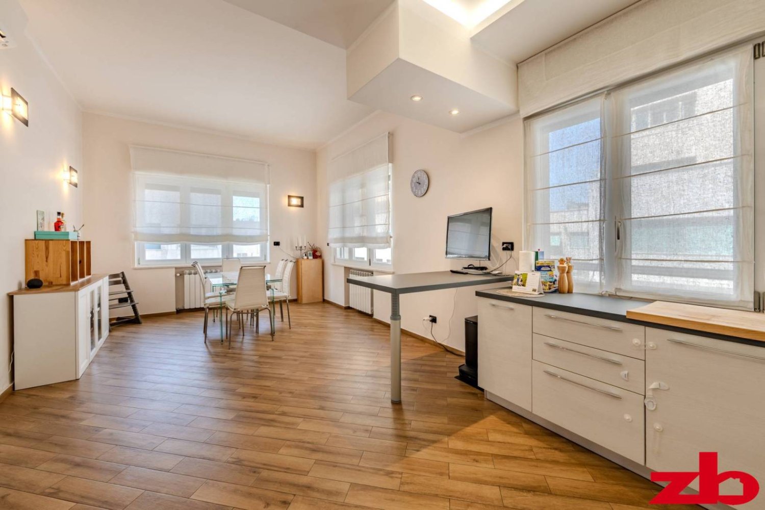 2 Schlafzimmer Wohnung in Genoa, Italy, Nr. 313389