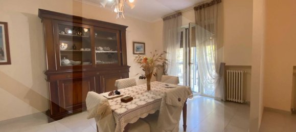 5 rooms Apartment in Bari, Italy No. 34364 16