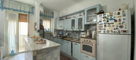 5 rooms Apartment in Bari, Italy No. 34364 30