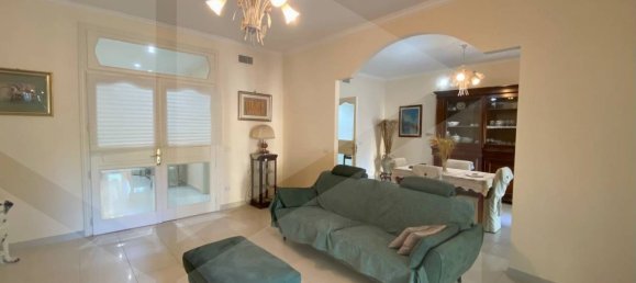 5 rooms Apartment in Bari, Italy No. 34364 20