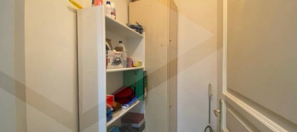 5 rooms Apartment in Bari, Italy No. 34364 4