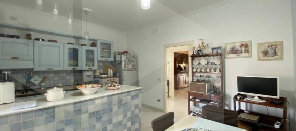 5 rooms Apartment in Bari, Italy No. 34364 29