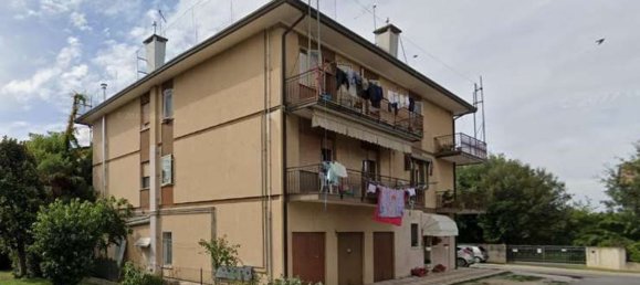 5 rooms Apartment in Meolo, Italy No. 306693 11