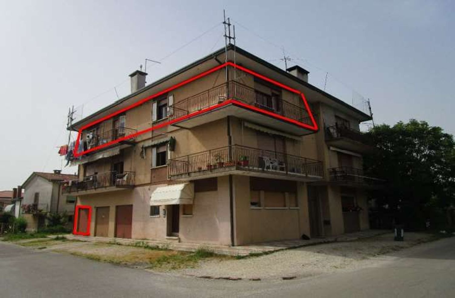 5 rooms Apartment in Meolo, Italy No. 306693