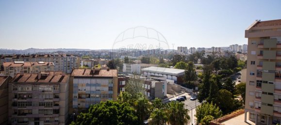 Ático de 4 dormitorios en Odivelas, Portugal No. 144702 23