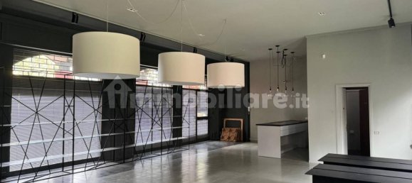 1غرفة عقار تجاري في Segrate, Italy رقم 144707 9