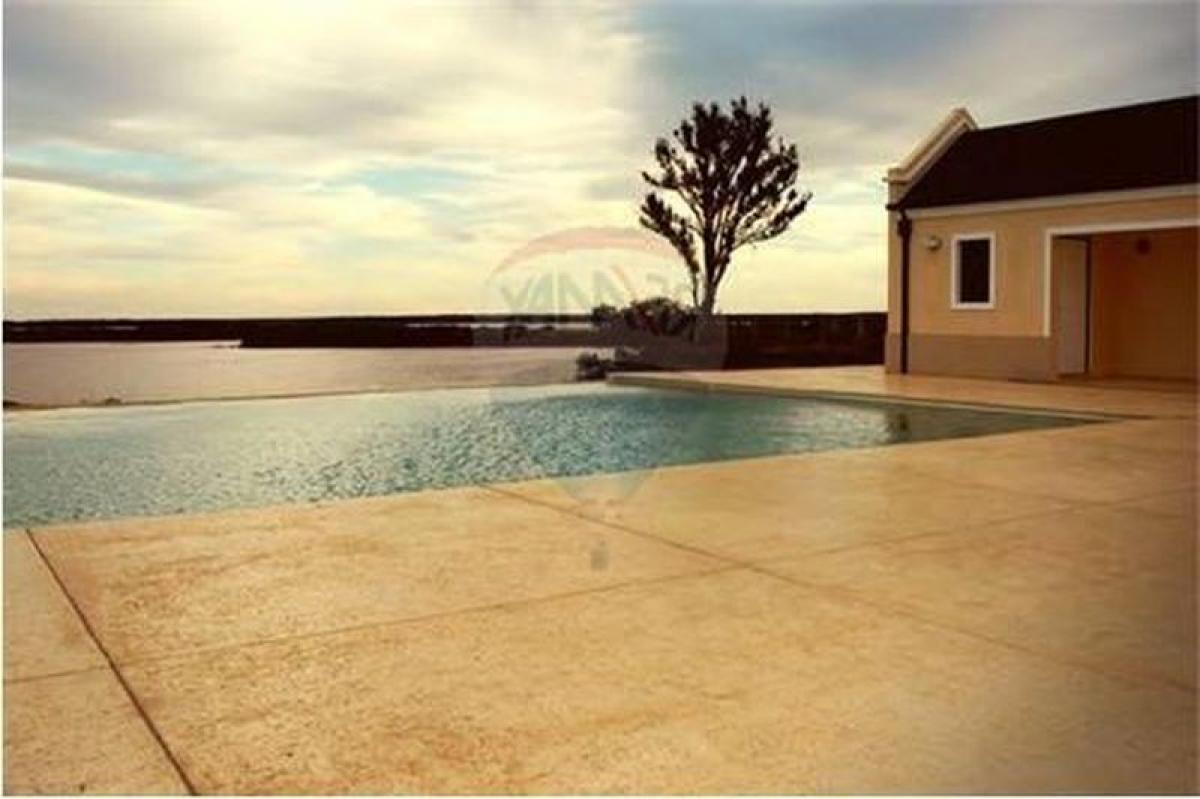  Land in Santa Fe, Argentina No. 38066