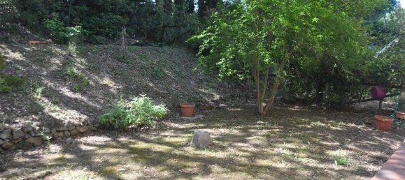 Квартира с 3 комнатами в Санта Луче, Италия № 152024 8