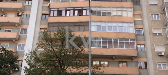 5 bedrooms Apartment in Lisbon, Portugal No. 69400 3