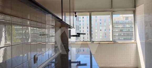 5 bedrooms Apartment in Lisbon, Portugal No. 69400 7