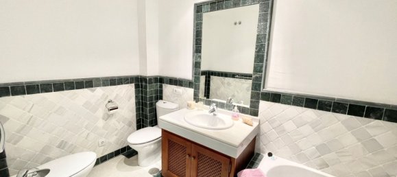 Apartamento de 2 dormitorios en Marbella, Spain No. 146496 28